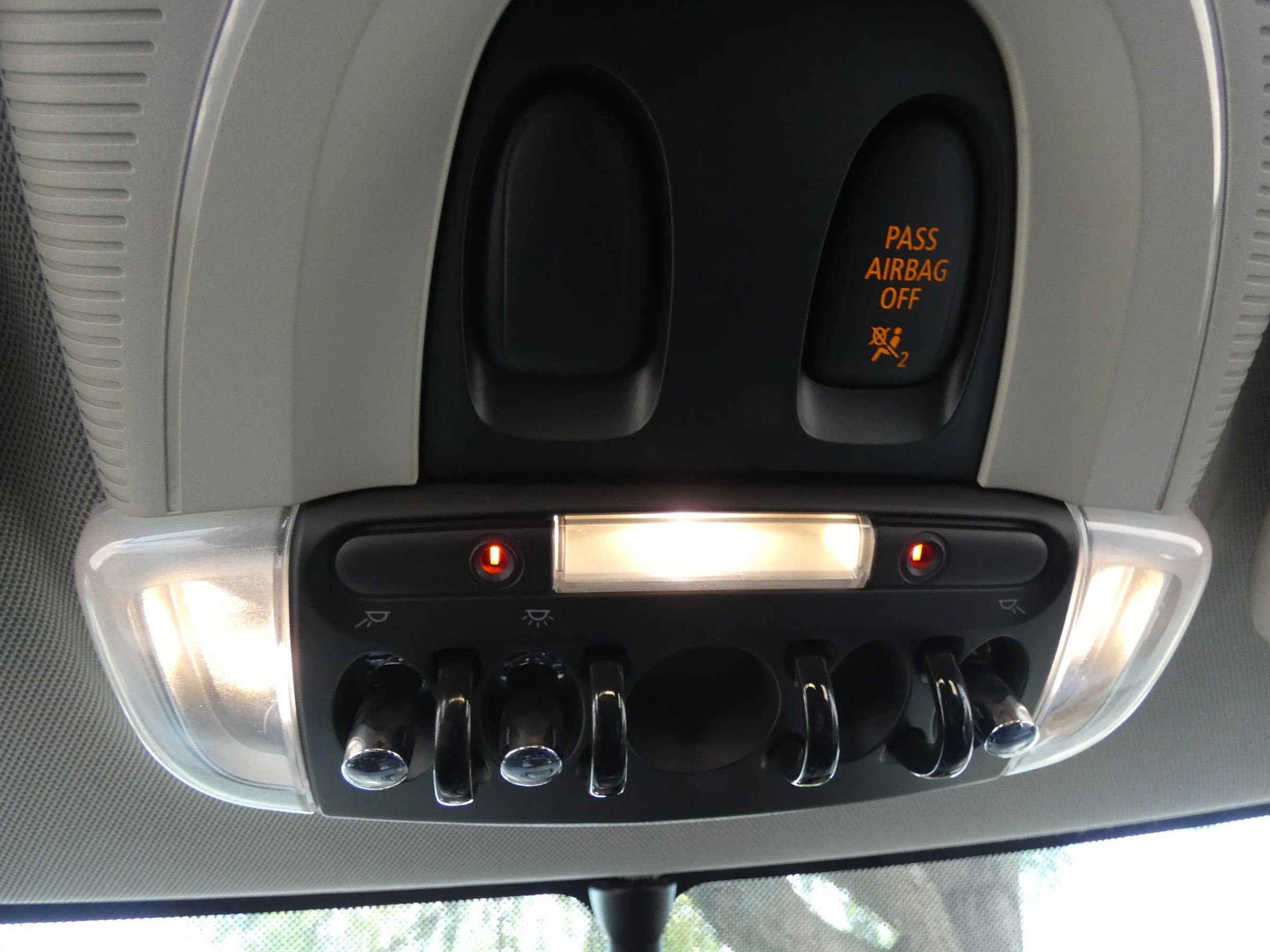 Used 2017 MINI Cooper S image 54