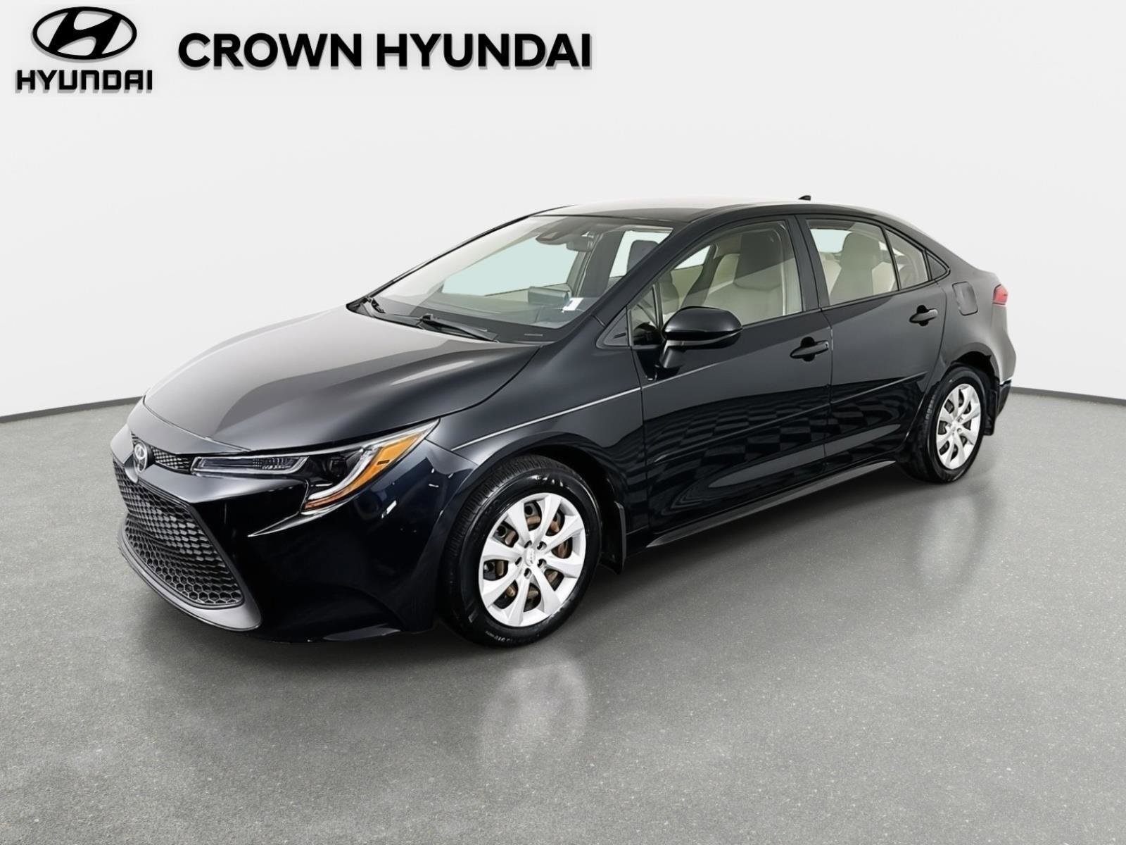 Used 2021 Toyota Corolla LE image 1