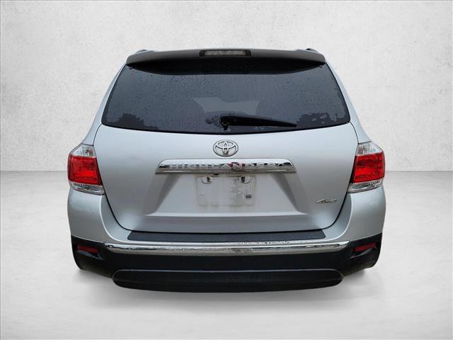 Used 2012 Toyota Highlander 4WD w/ Tech Pkg image 6