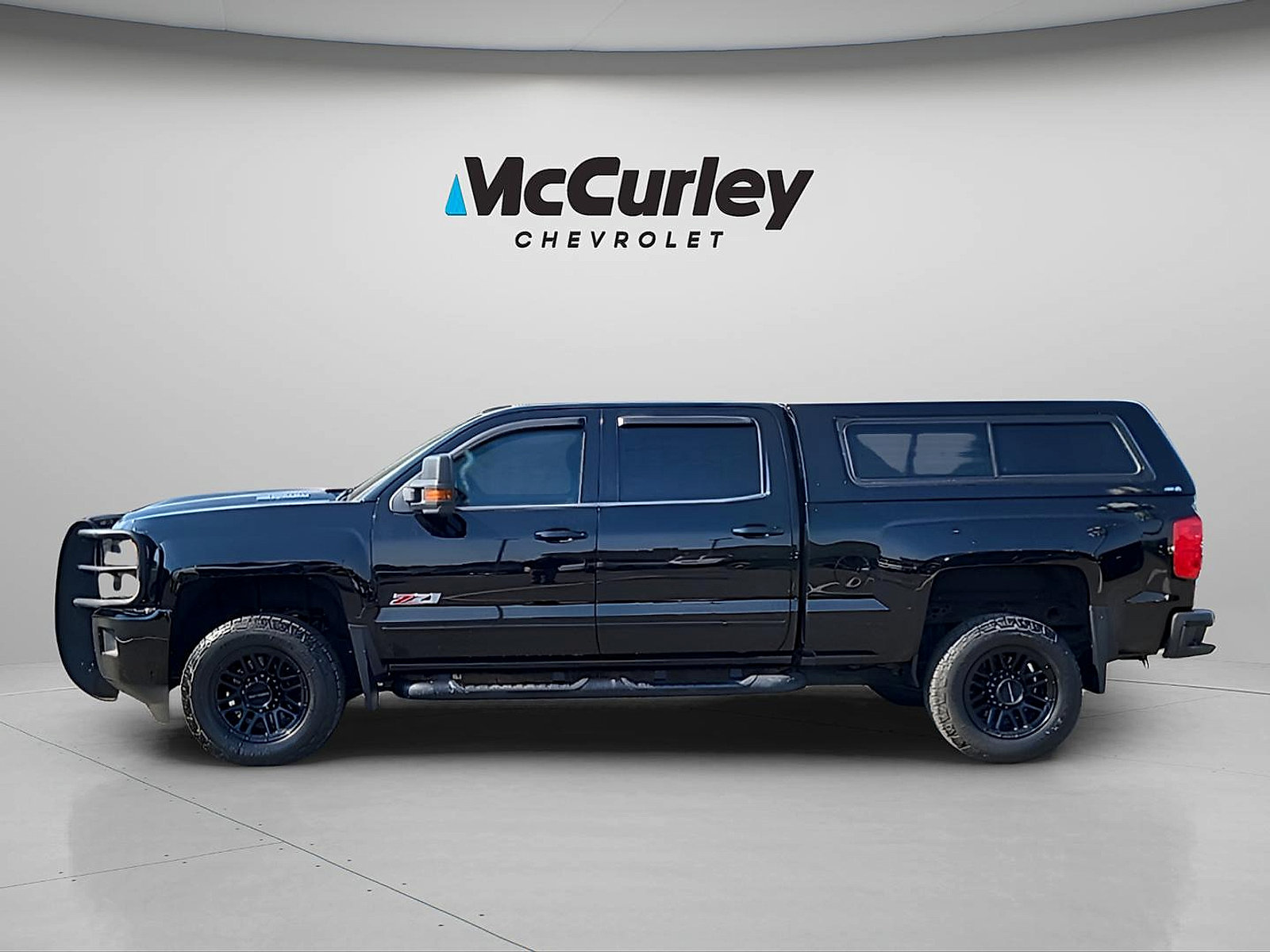 Used 2018 Chevrolet Silverado 2500 LTZ w/ Duramax Plus Package AWD/4WD image 4