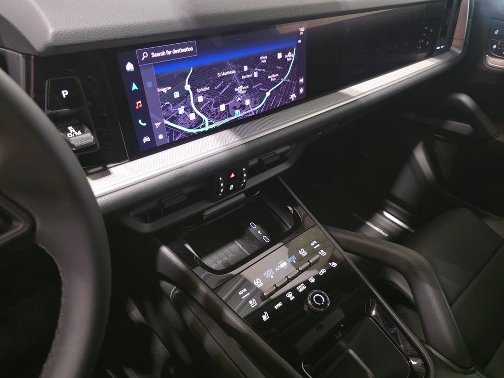 Certified 2026 Porsche Cayenne AWD/4WD image 28