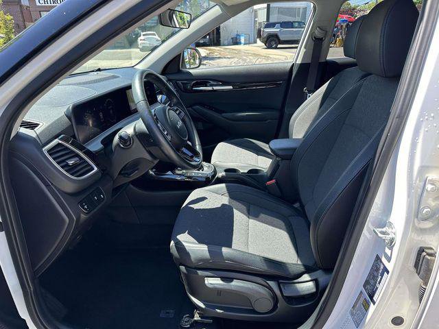 Used 2024 Kia Seltos S AWD/4WD image 13