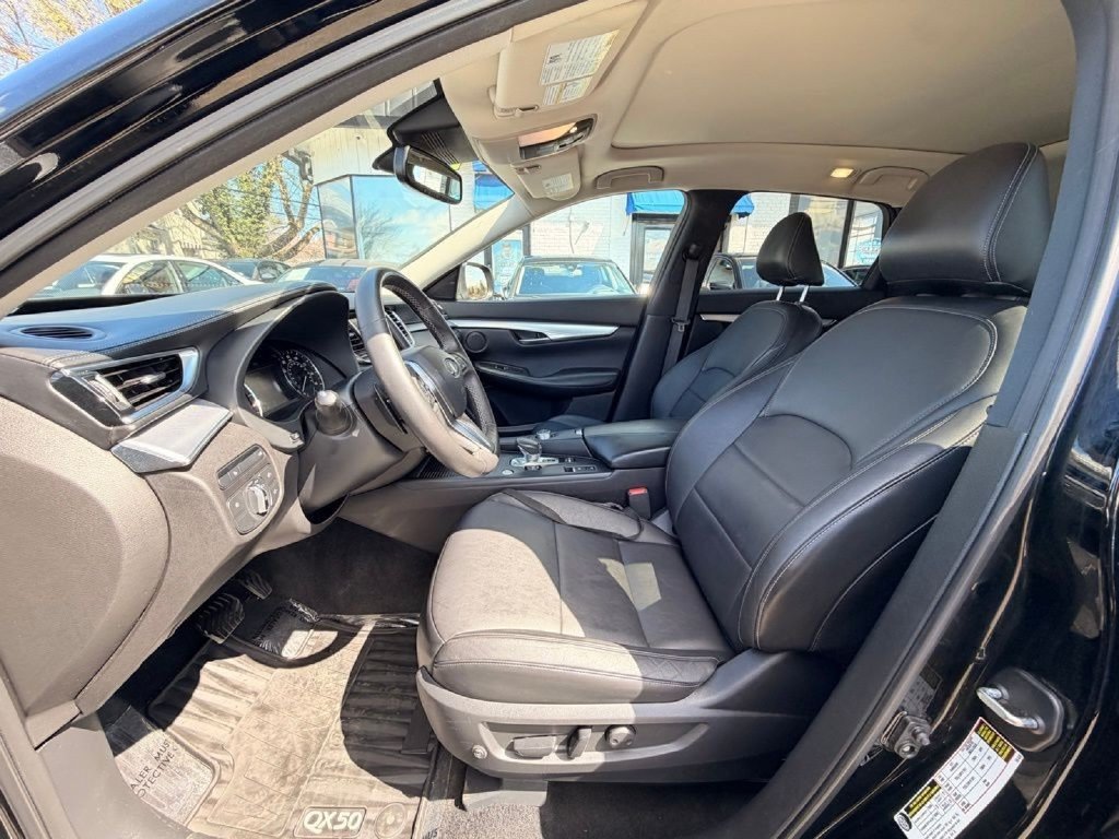 Used 2020 INFINITI QX50 Luxe AWD/4WD image 13