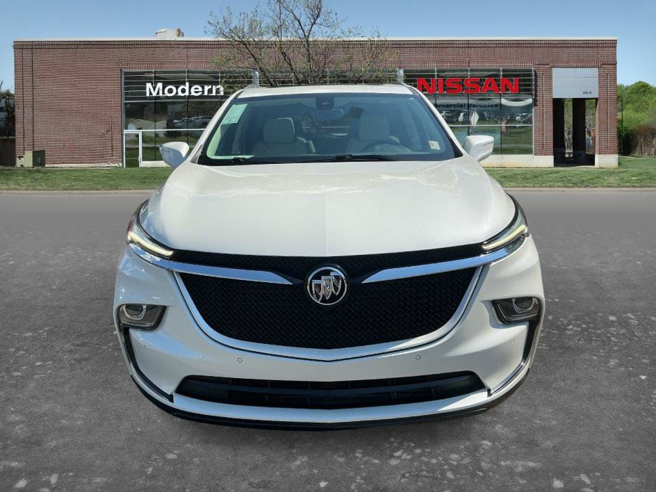 Used 2024 Buick Enclave Essence w/ Experience Buick Package FWD image 6