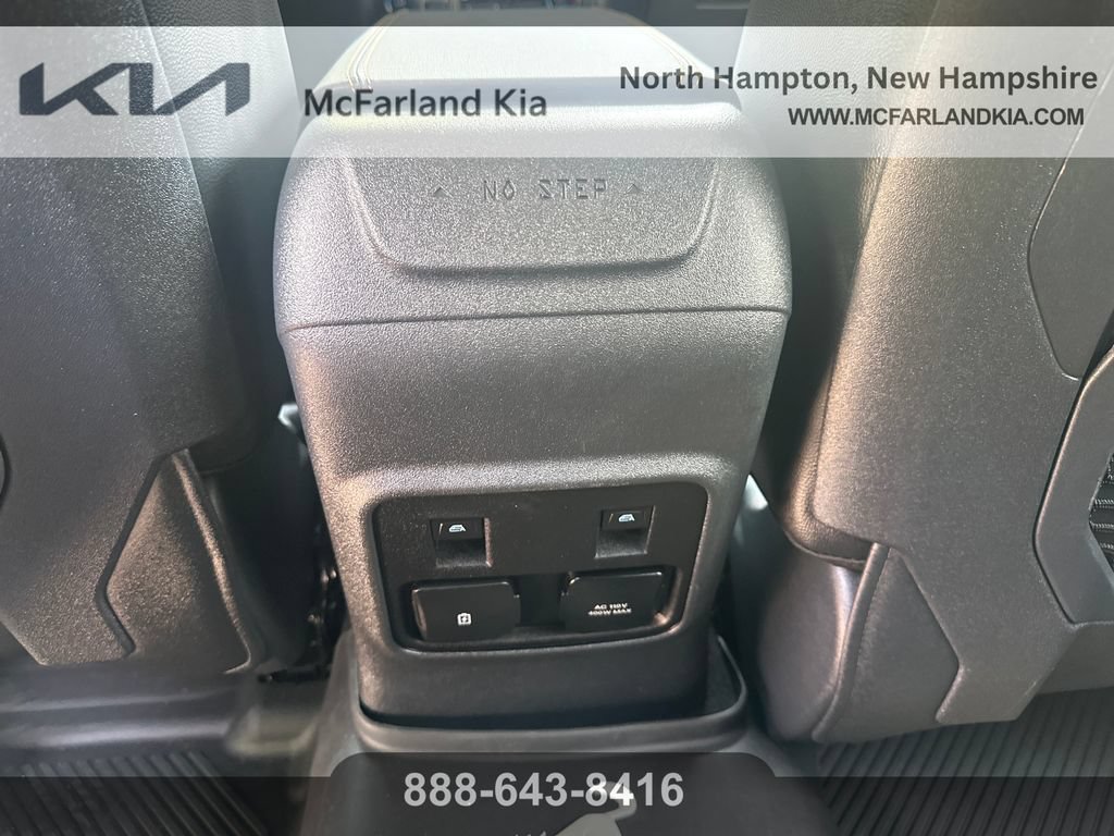 Used 2024 Ford Bronco Badlands AWD/4WD image 23