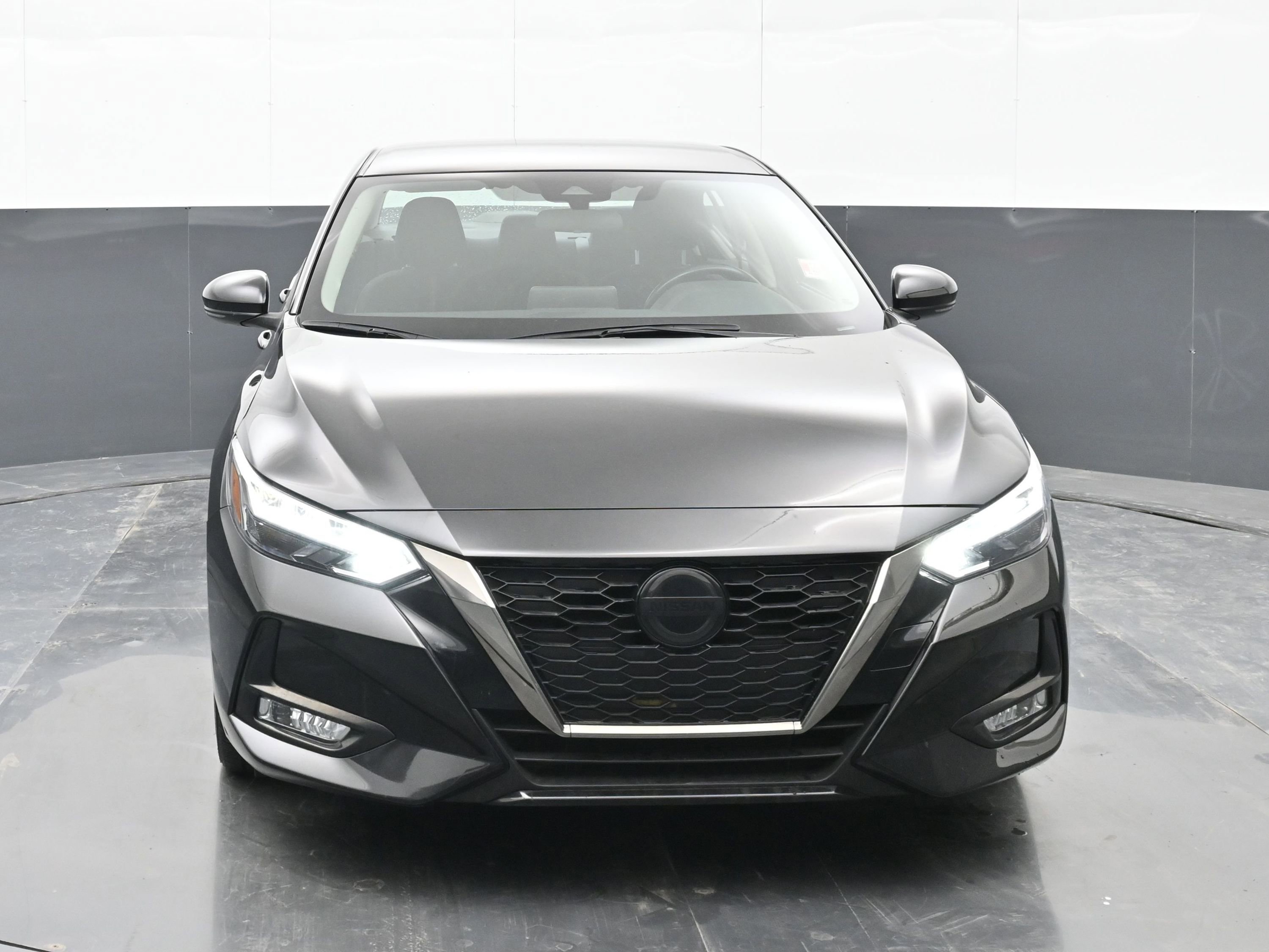 Used 2021 Nissan Sentra SR image 3