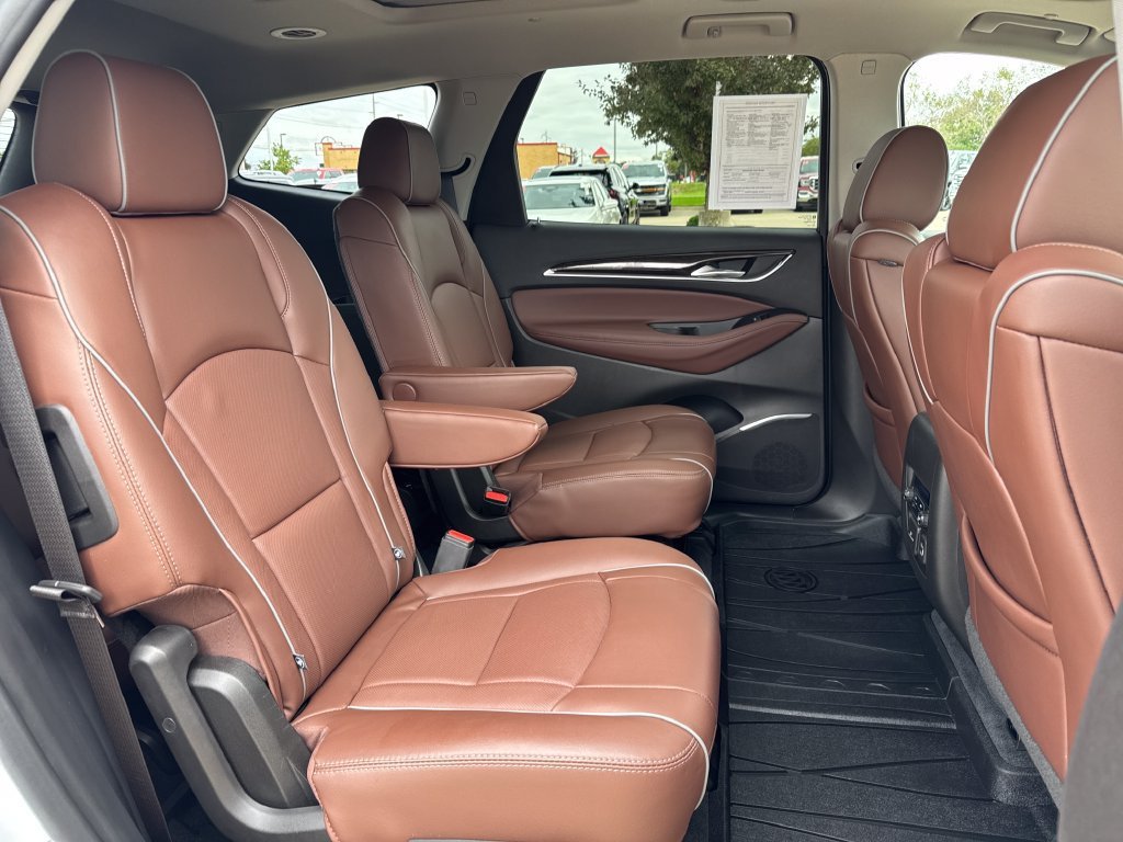 Certified 2021 Buick Enclave Avenir w/ Avenir Technology Package AWD/4WD image 41
