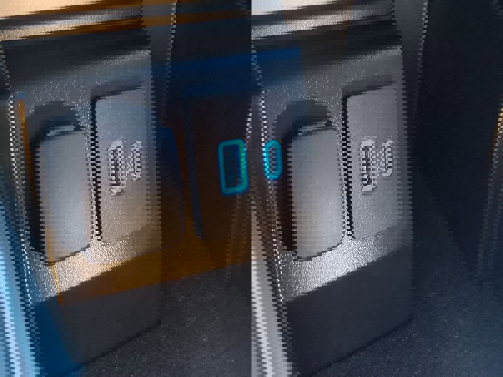 Used 2023 Ford Explorer XLT image 31