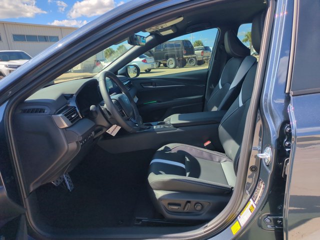 New 2026 Toyota Camry SE w/ Convenience Package FWD image 4