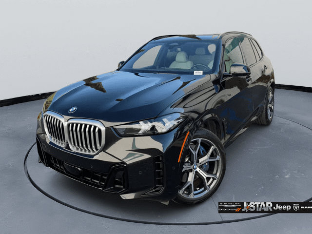 Used 2024 BMW X5 sDrive40i w/ M Sport Package RWD image 1