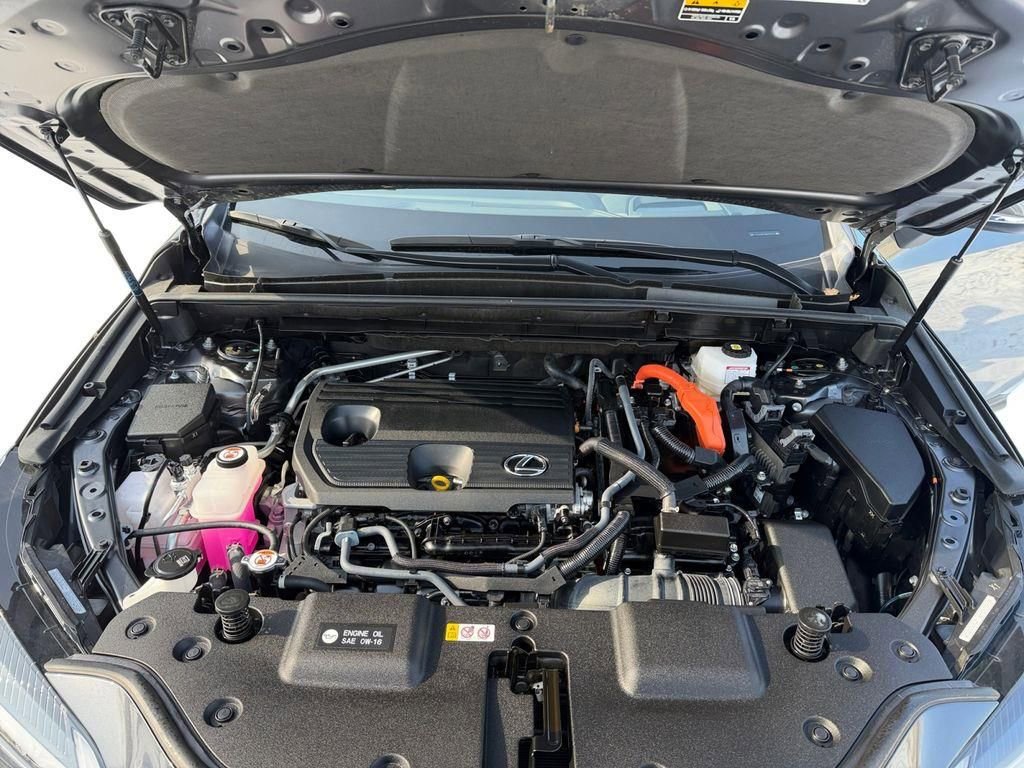 Used 2024 Lexus NX 350h 350h Premium image 18