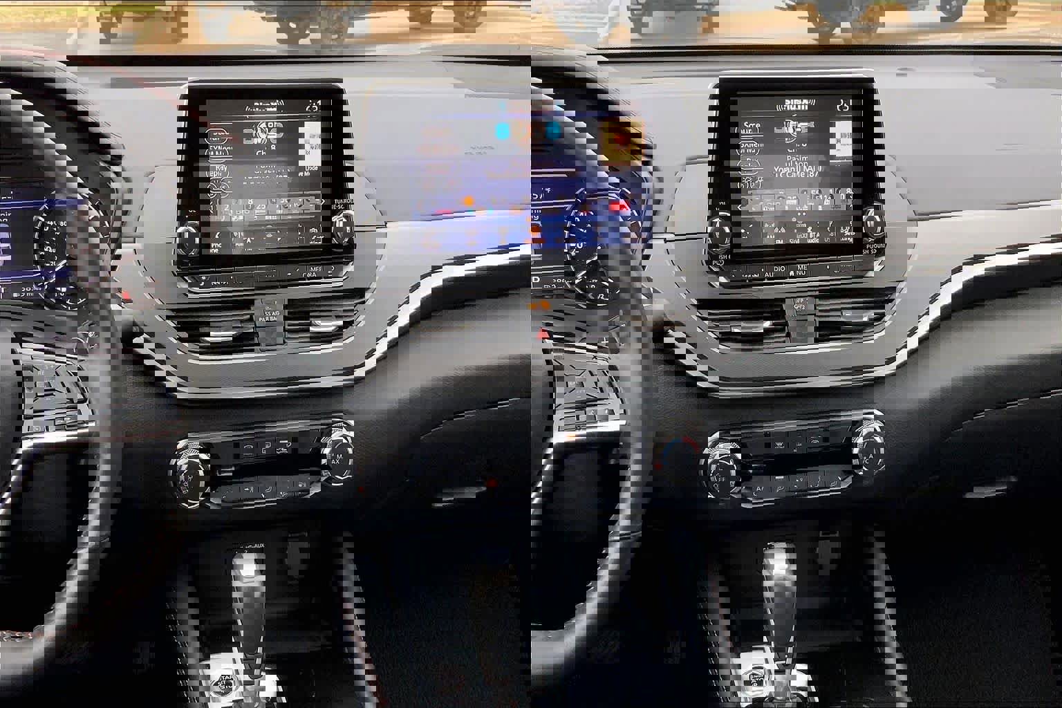 Used 2025 Nissan Altima 2.5 SR image 14