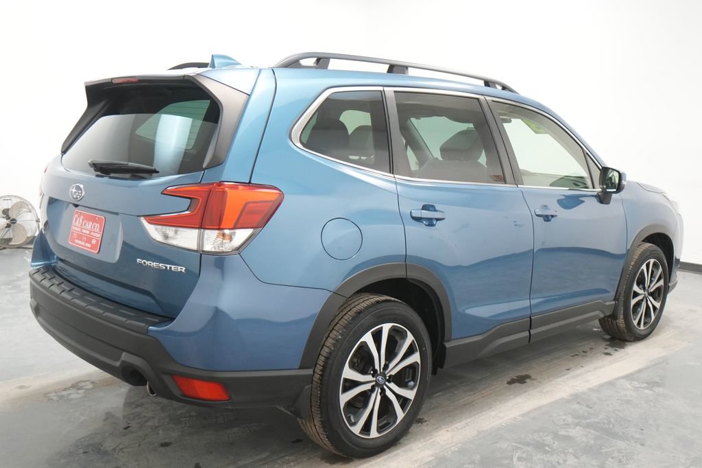Used 2023 Subaru Forester Limited w/ Popular Package #3 image 9