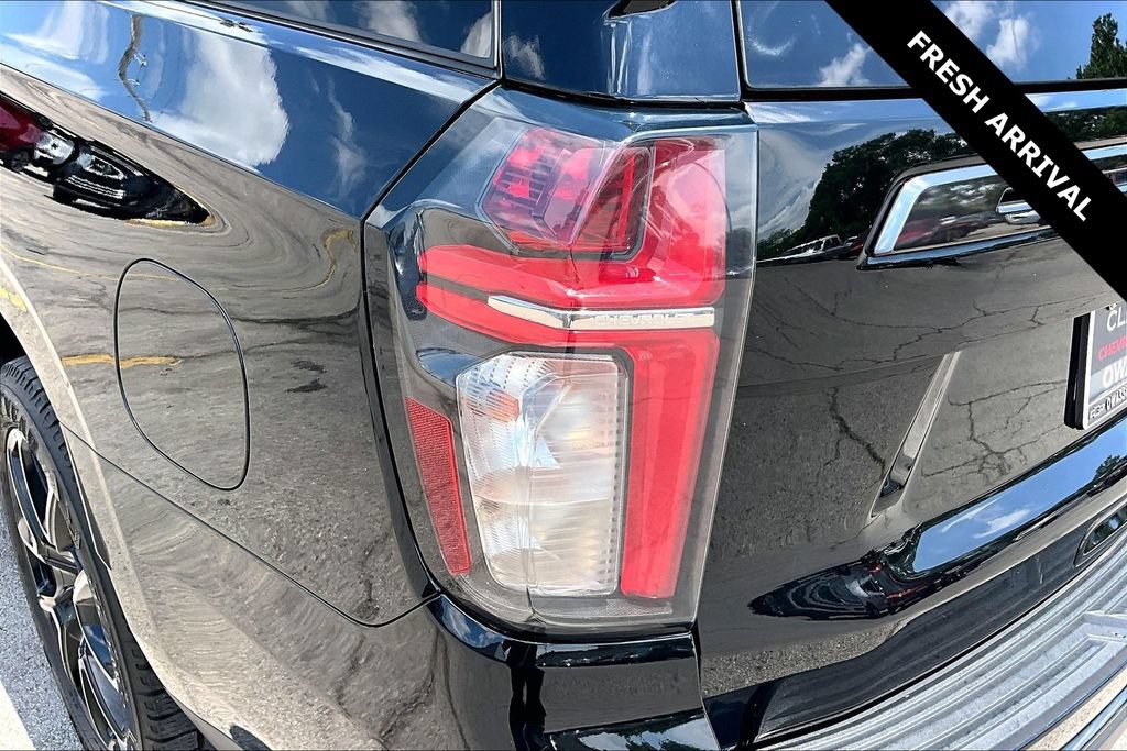 Used 2021 Chevrolet Suburban RST AWD/4WD image 22