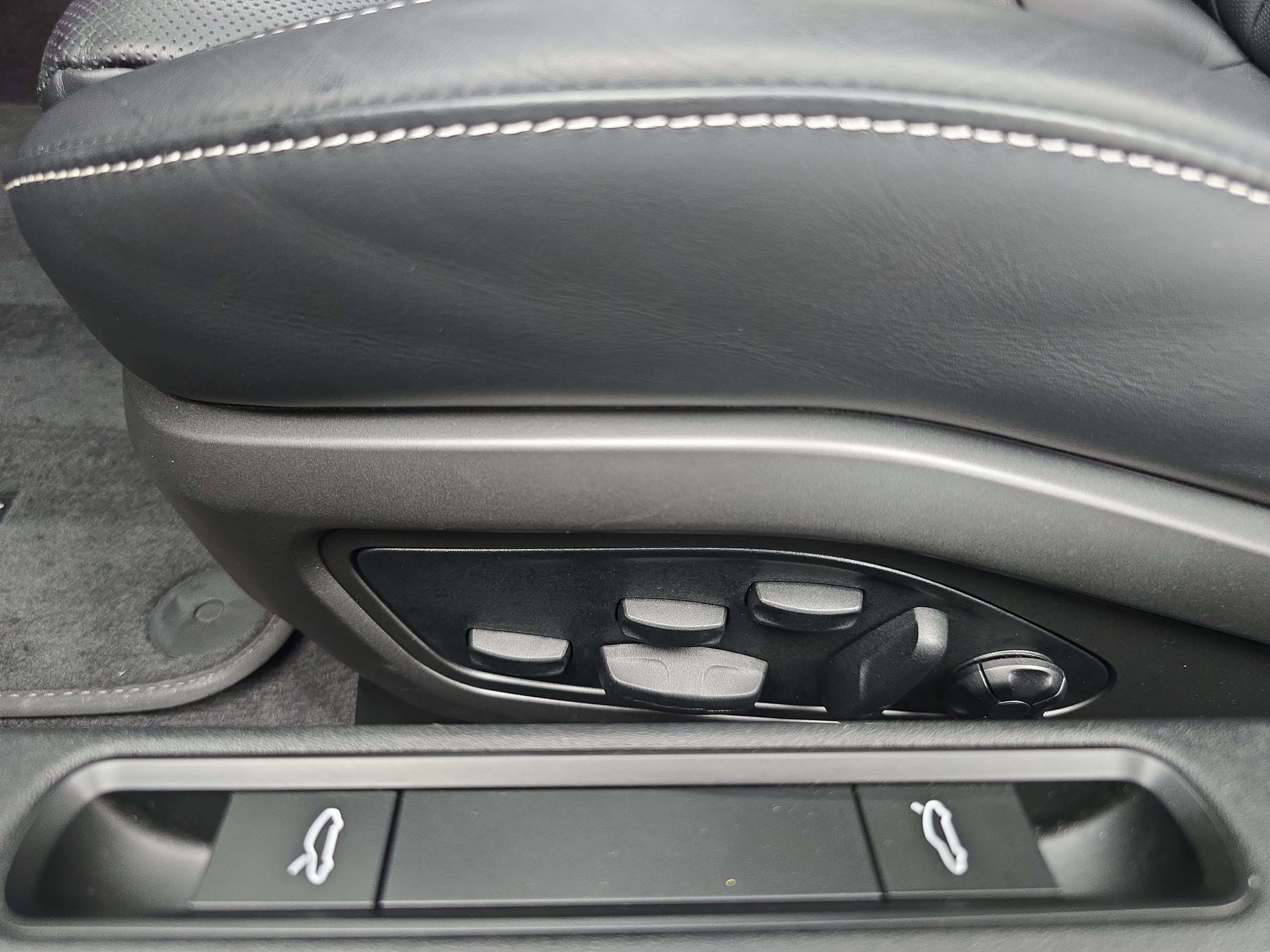 Certified 2024 Porsche 911 Turbo S AWD/4WD image 30