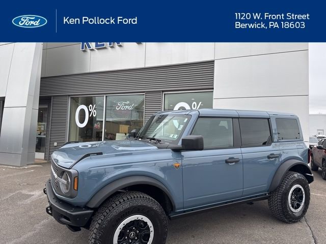 New 2025 Ford Bronco Badlands w/ Sasquatch Package