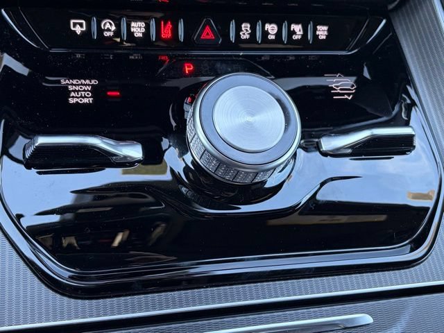 New 2026 Jeep Grand Wagoneer L Summit w/ Rear Seat Video Group I AWD/4WD image 20