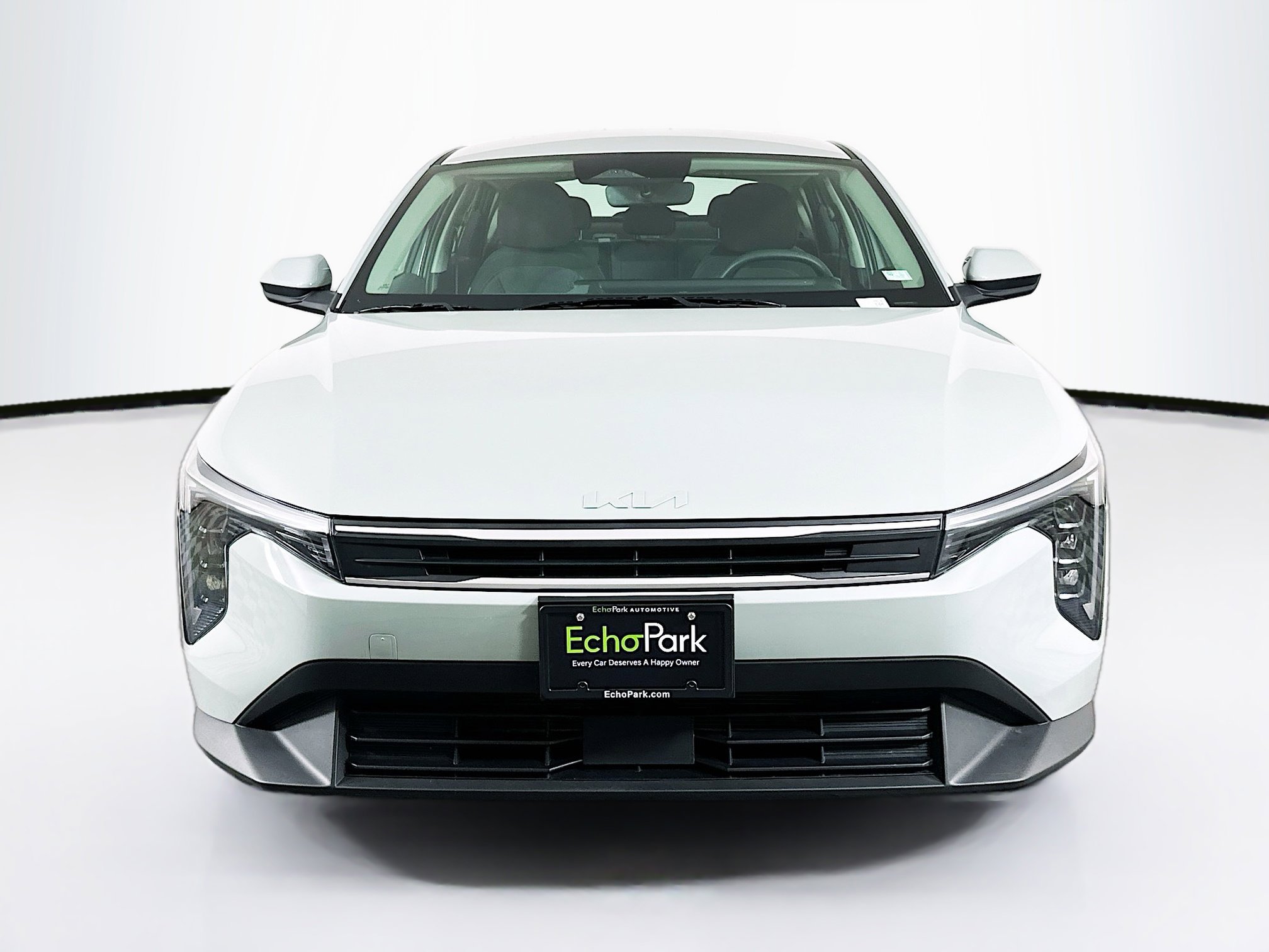 Used 2025 Kia K4 FWD image 2