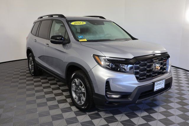 Used 2023 Honda Passport TrailSport image 1