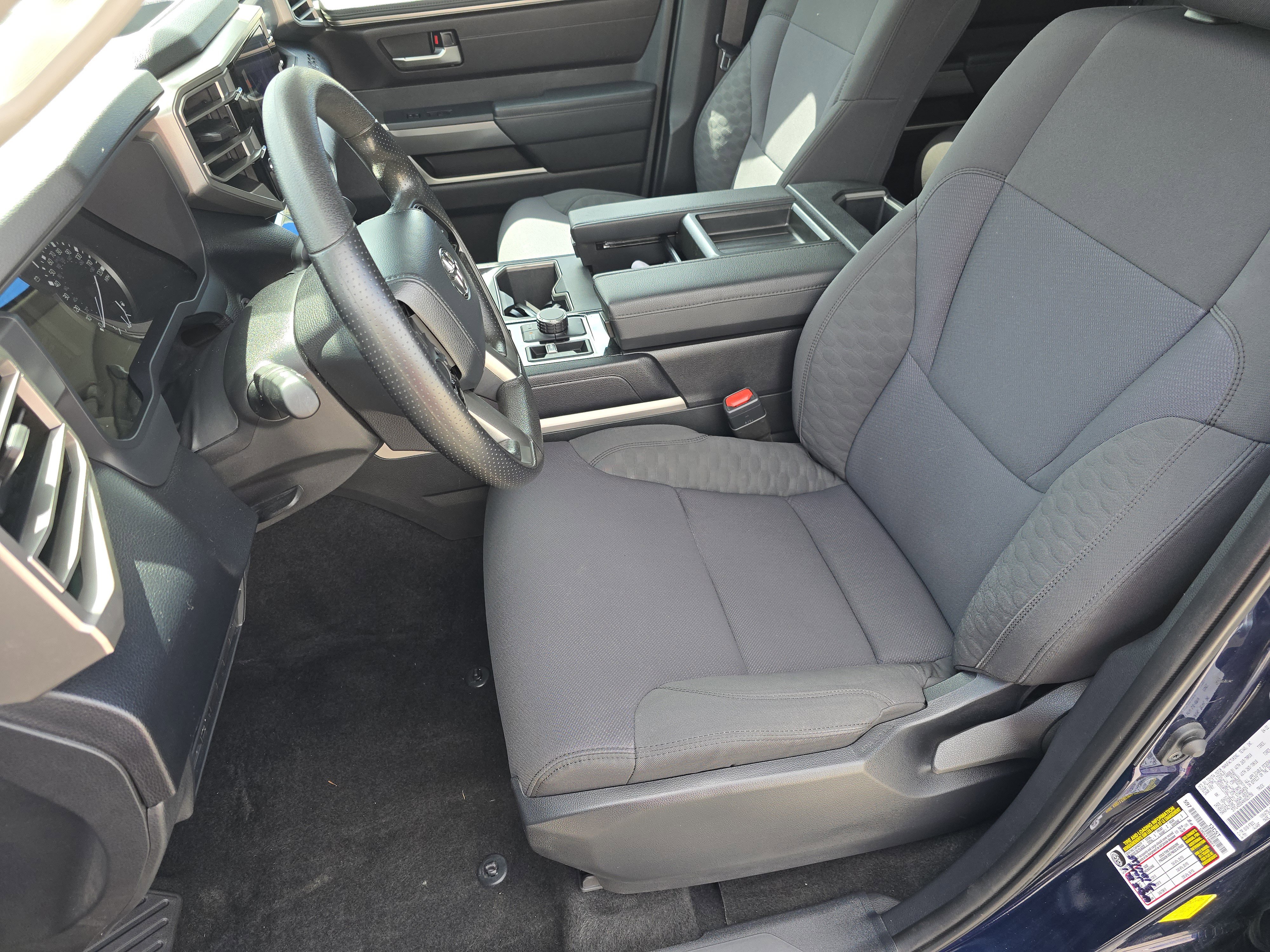 Used 2022 Toyota Tundra SR5 w/ SR5 Convenience Package image 27