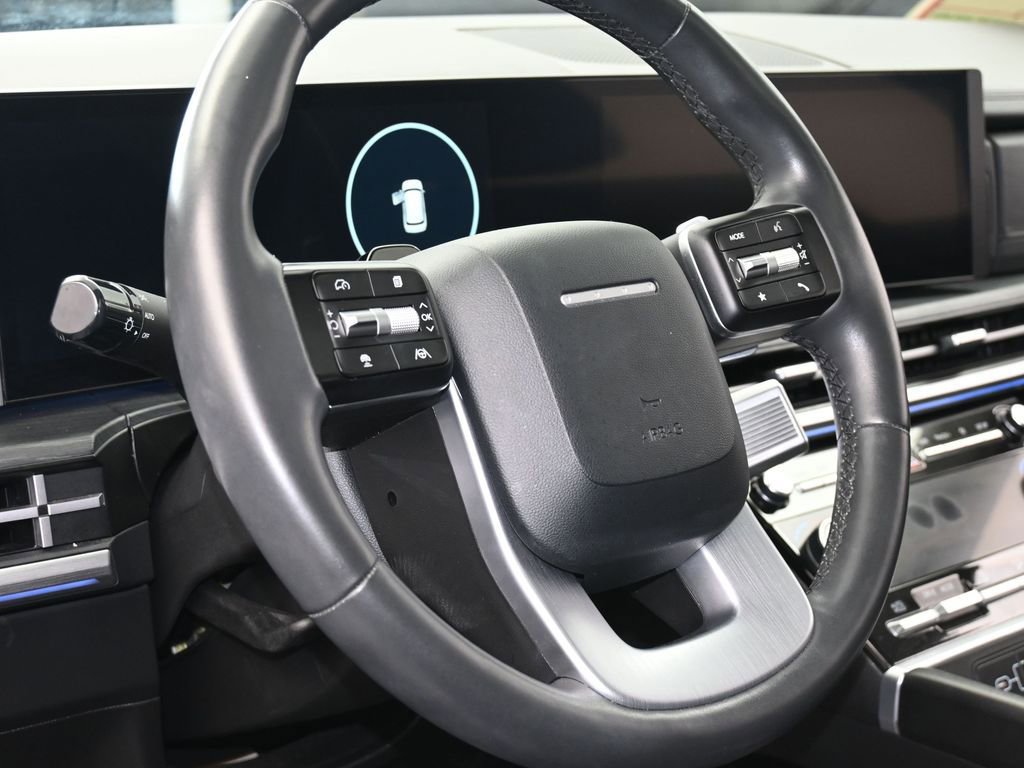 Used 2024 Hyundai Santa Fe Limited image 15