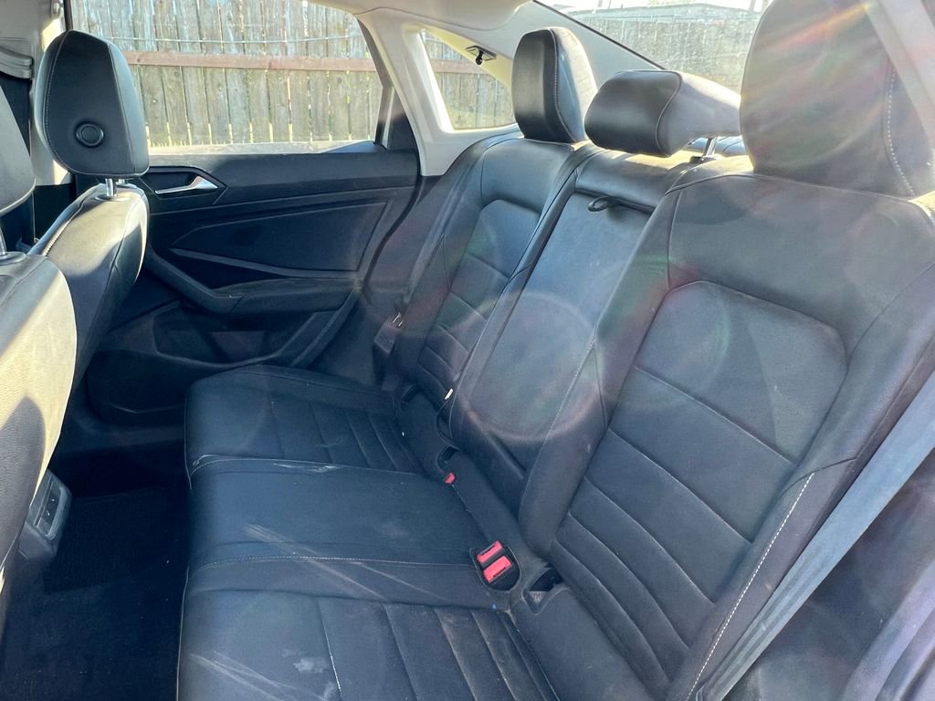 Used 2021 Volkswagen Jetta SEL FWD image 6