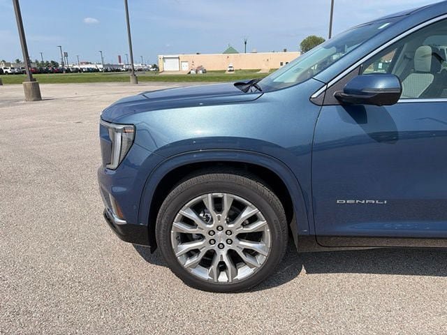 Used 2026 GMC Acadia Denali w/ Super Cruise Package AWD/4WD image 10