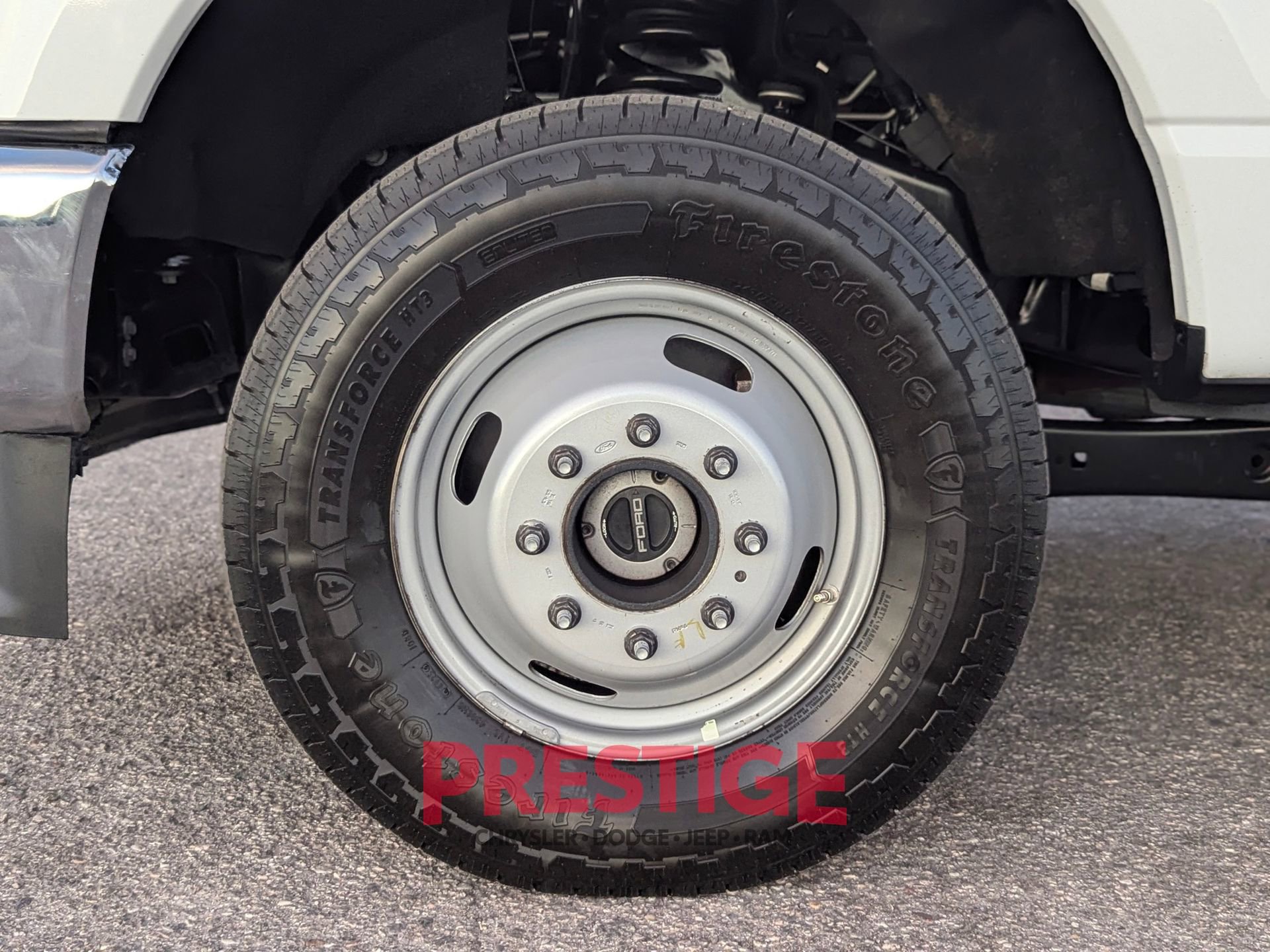 Used 2024 Ford F350 XLT image 34