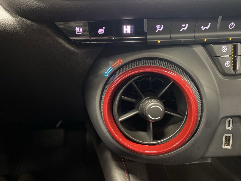 Used 2025 Chevrolet Blazer RS w/ Enhanced Convenience Package image 49