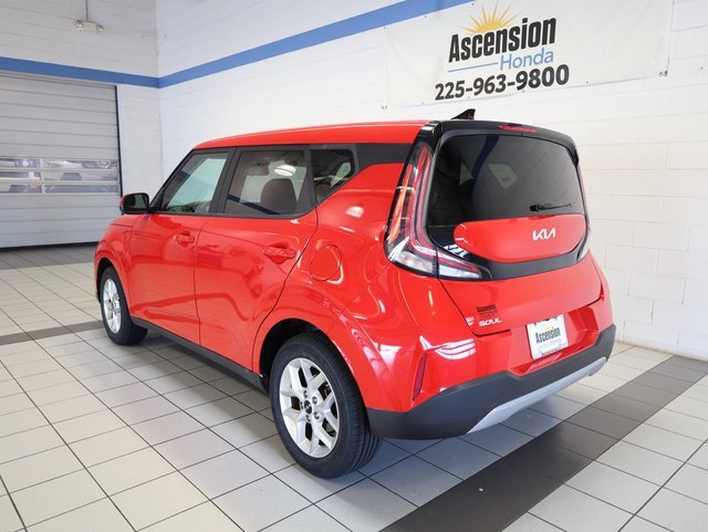 Used 2023 Kia Soul LX w/ Option Group 015 image 11
