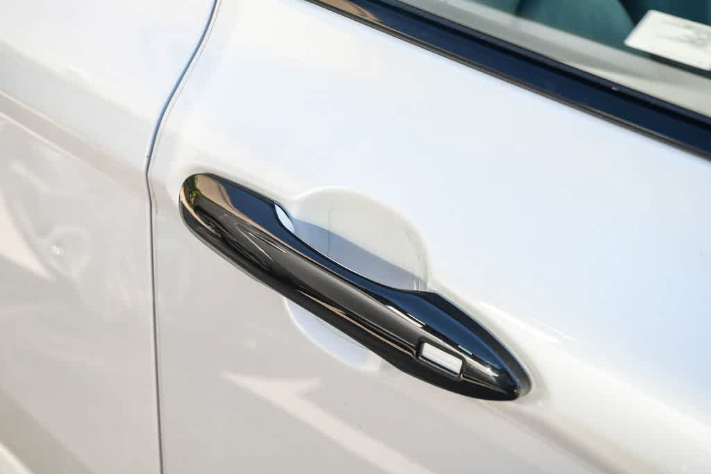 Used 2024 Toyota Camry XSE w/ Blackout Package (TMS) FWD image 8