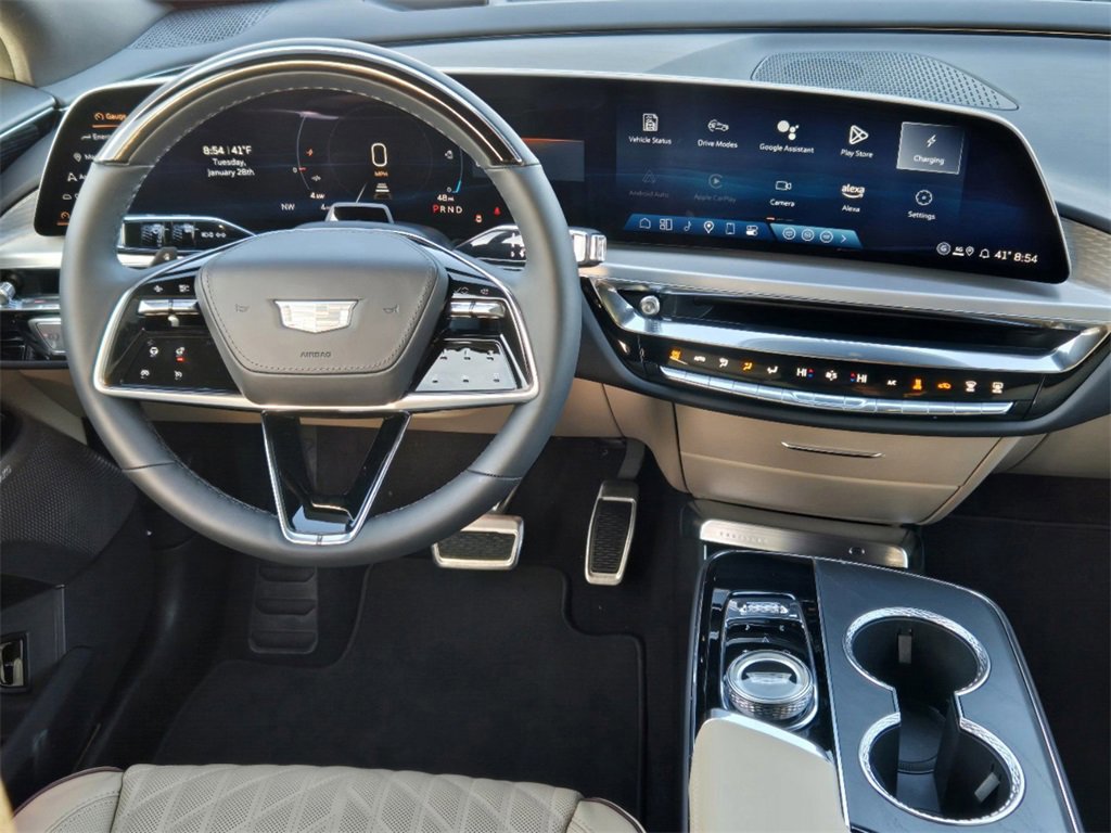 New 2025 Cadillac Lyriq Sport image 28