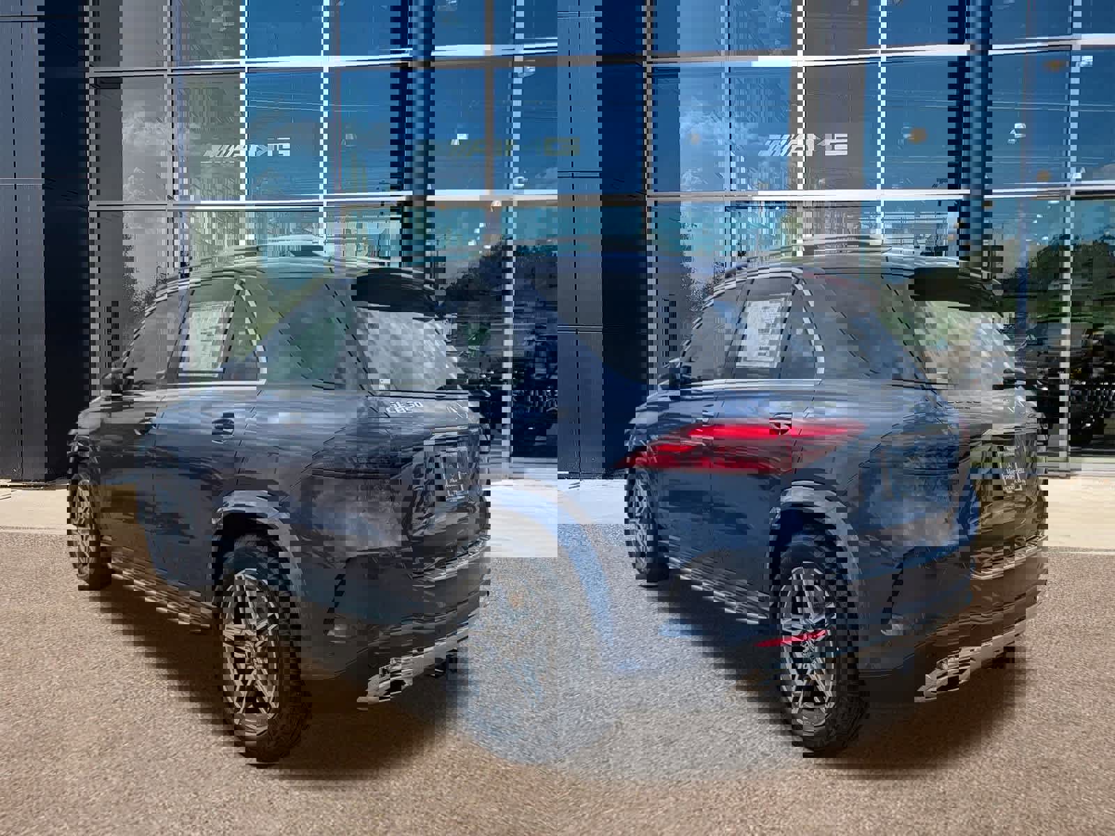 New 2026 Mercedes-Benz GLE 350 4MATIC image 3