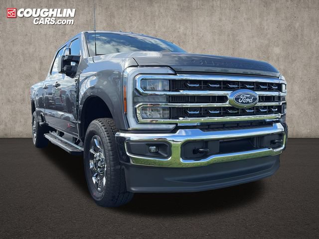 New 2027 Ford F350 Lariat w/ Chrome Package