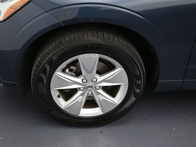 Used 2022 Volvo XC60 B5 Momentum image 10