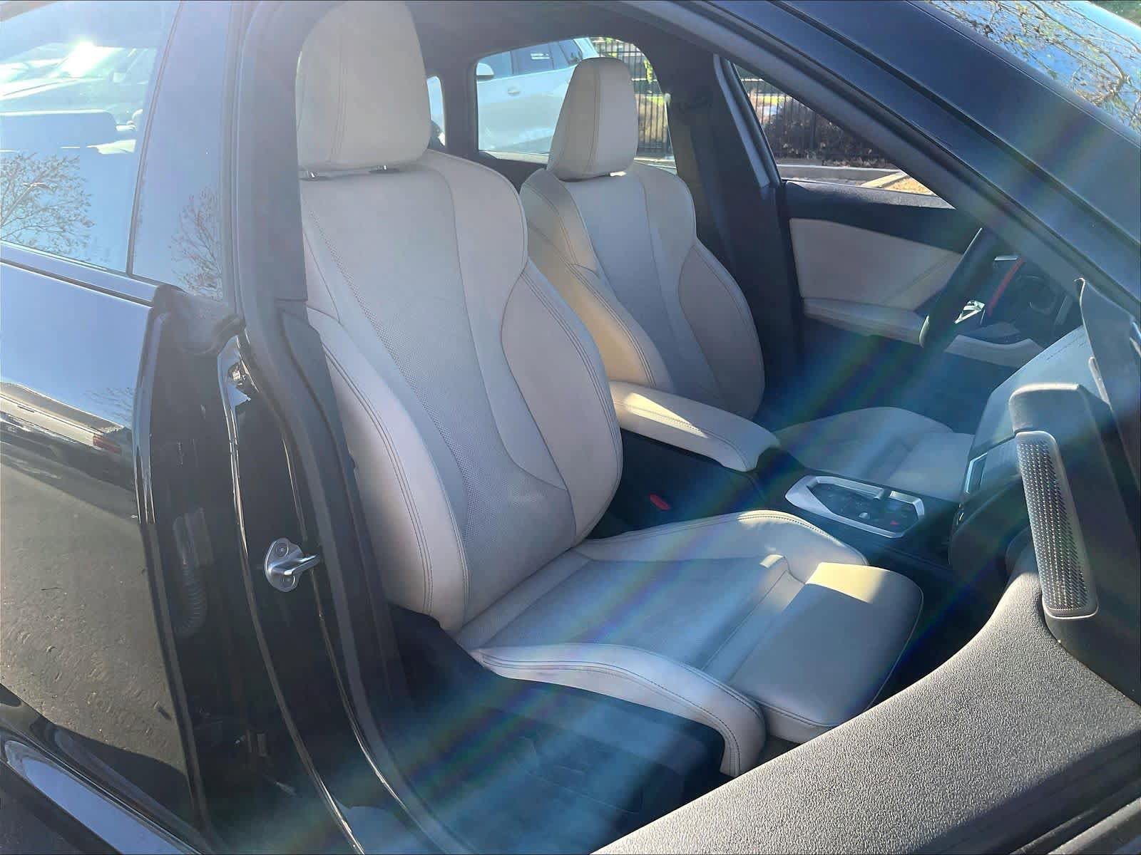 Certified 2025 BMW M235i xDrive w/ Premium Package image 9