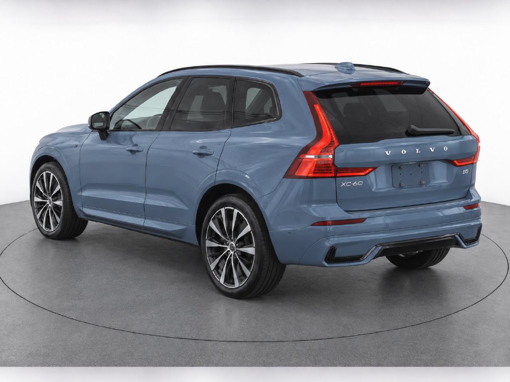 Certified 2023 Volvo XC60 B5 Plus w/ Protection Package Premier AWD/4WD image 3