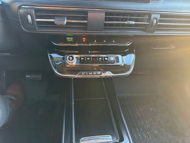 Certified 2024 Lincoln Corsair AWD image 21
