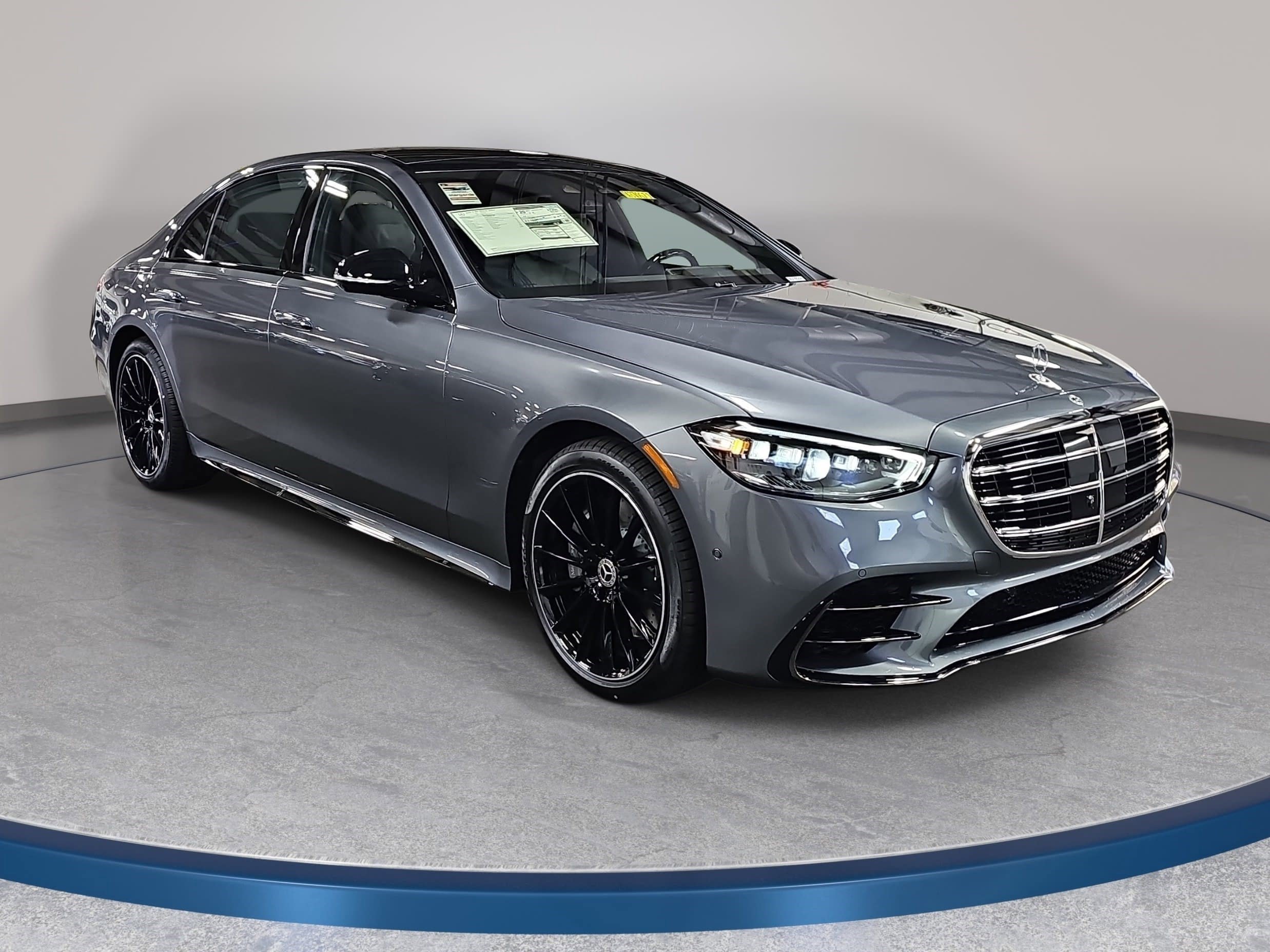 New 2026 Mercedes-Benz S 580 4MATIC Sedan image 3