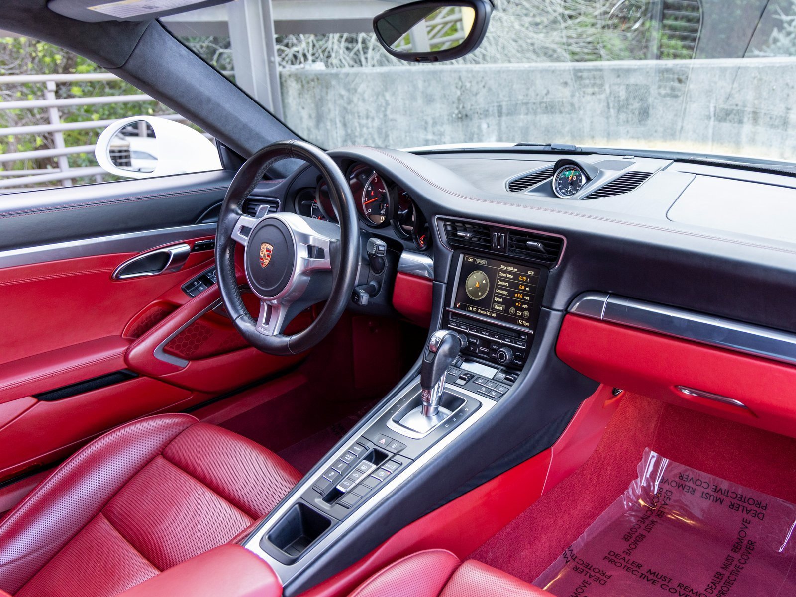 Used 2016 Porsche 911 Turbo image 44