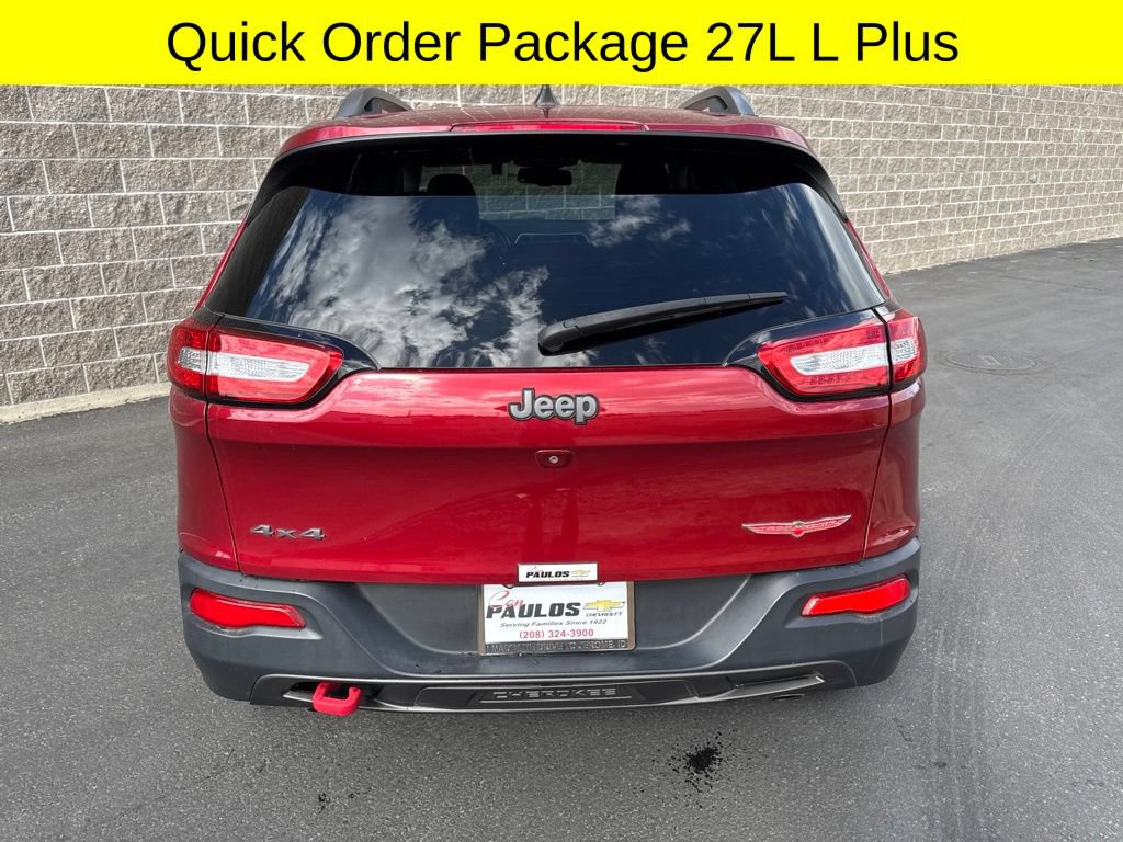 Used 2017 Jeep Cherokee Trailhawk AWD/4WD image 5