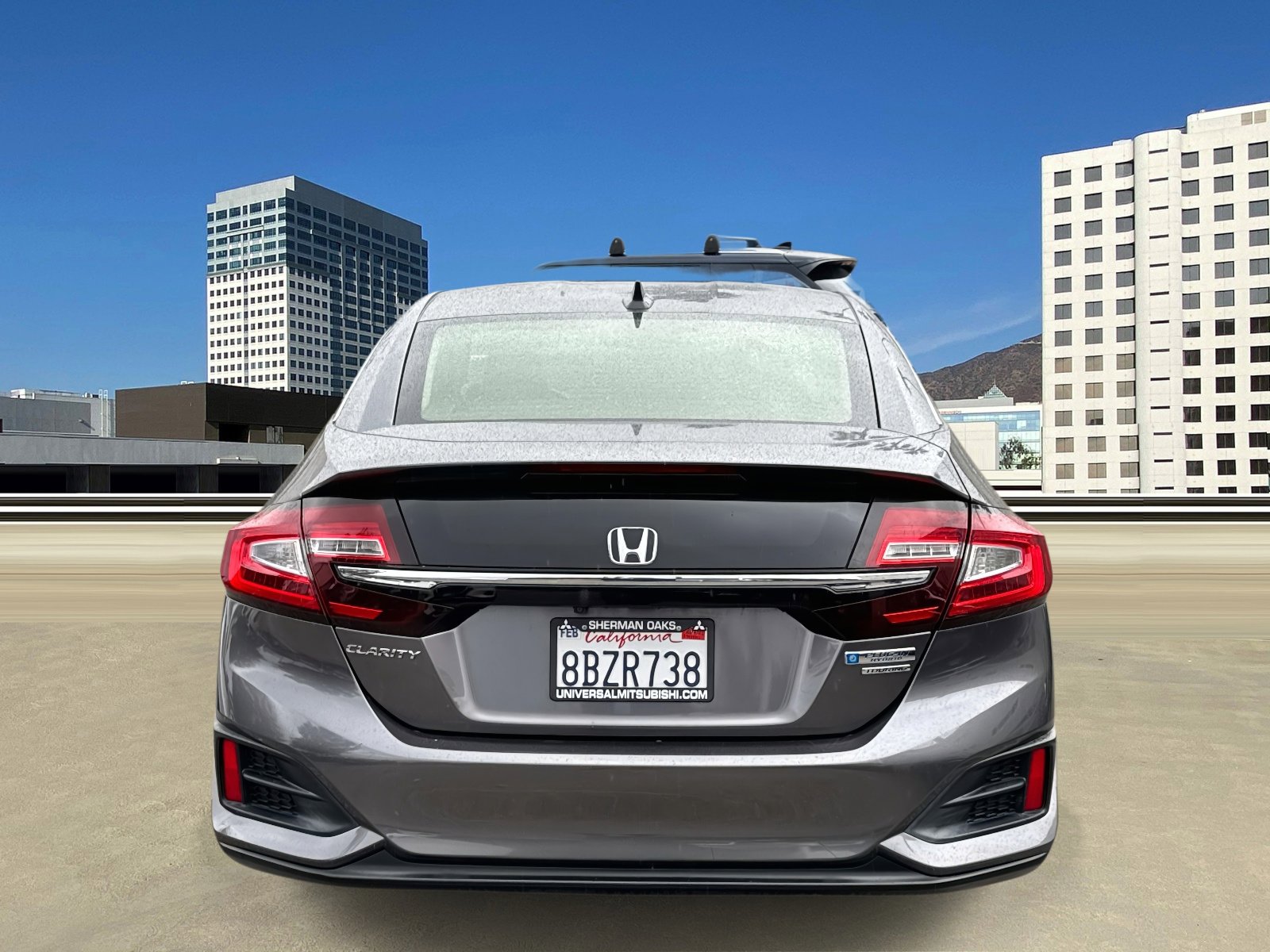 Used 2018 Honda Clarity Touring image 4