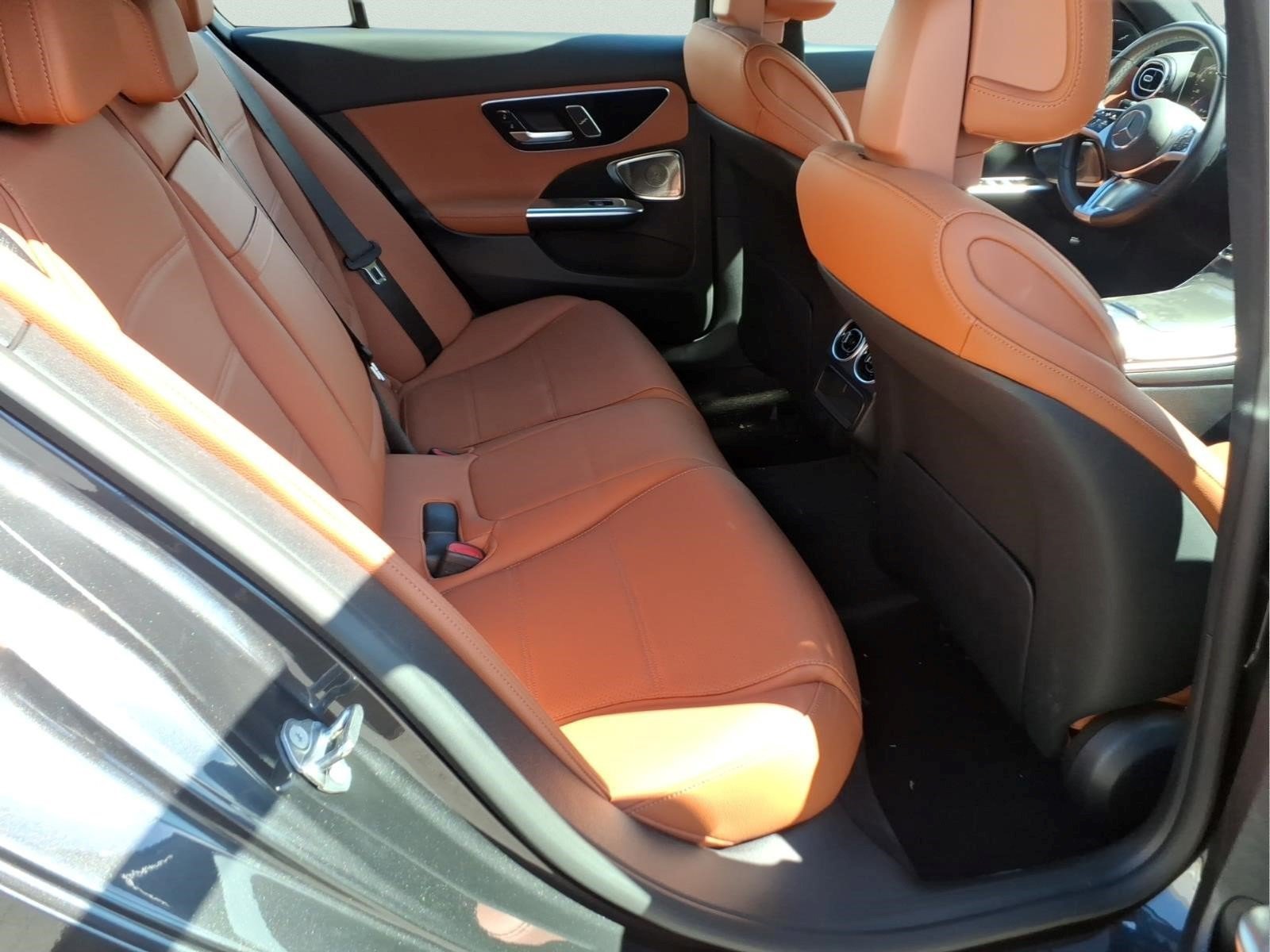 Used 2023 Mercedes-Benz C 300 4MATIC Sedan image 25