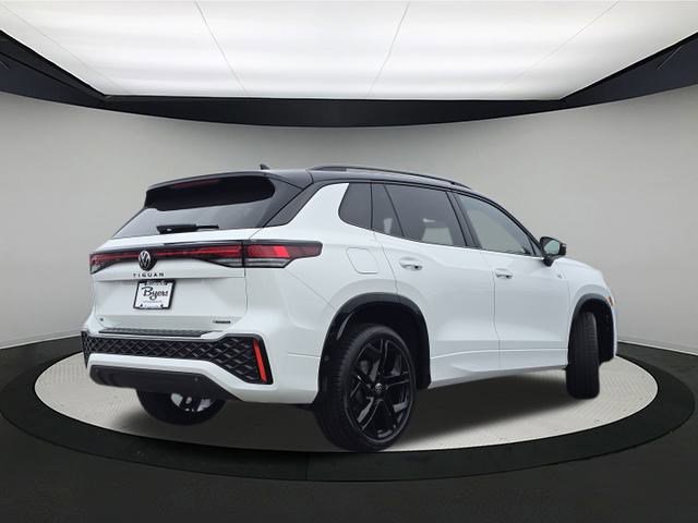 New 2026 Volkswagen Tiguan SE R-Line image 7