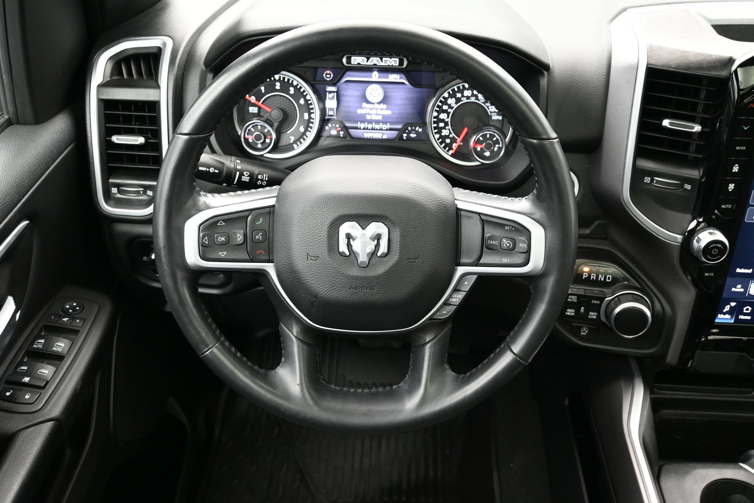 Used 2023 RAM 1500 Big Horn AWD/4WD image 15