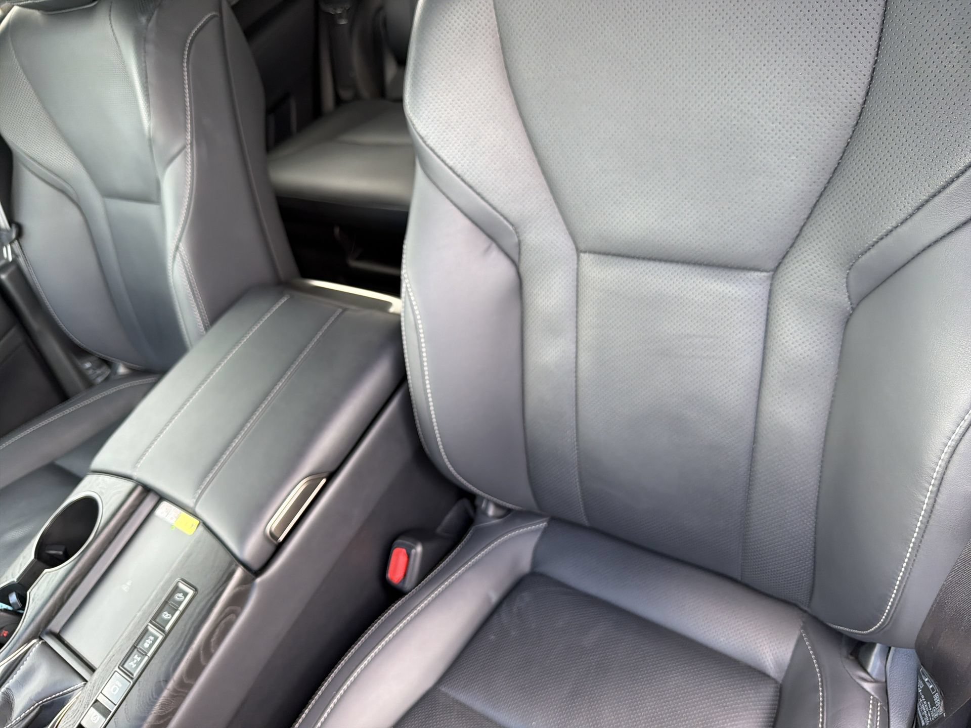 Used 2024 Lexus LX 600 4WD w/ Appearance Package image 24