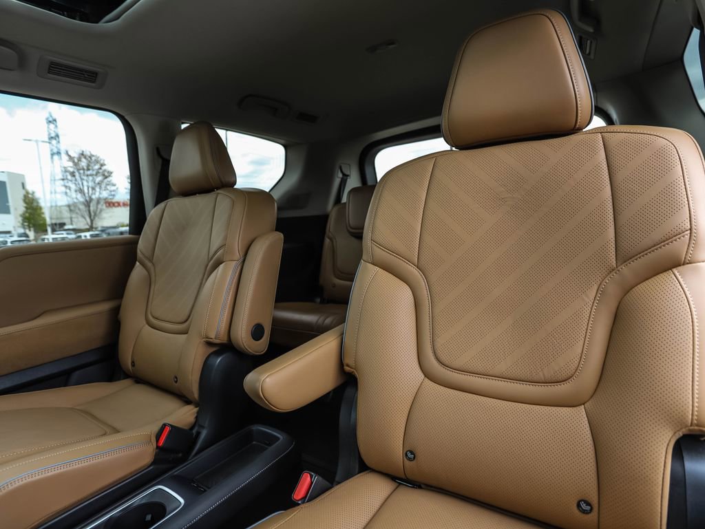 Used 2025 INFINITI QX80 Luxe AWD/4WD image 22
