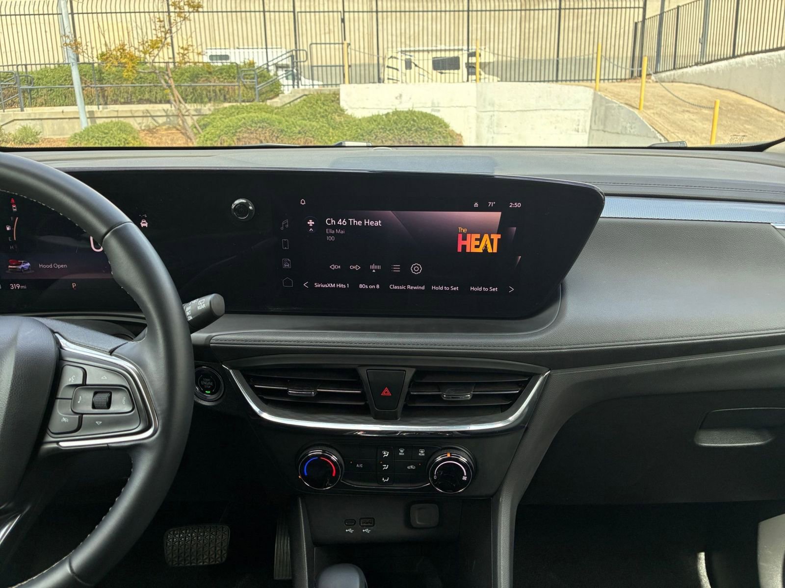 Used 2025 Buick Encore GX Preferred image 17