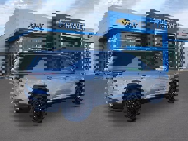 New 2026 Chevrolet Traverse LT w/ Midnight/Sport Edition image 2