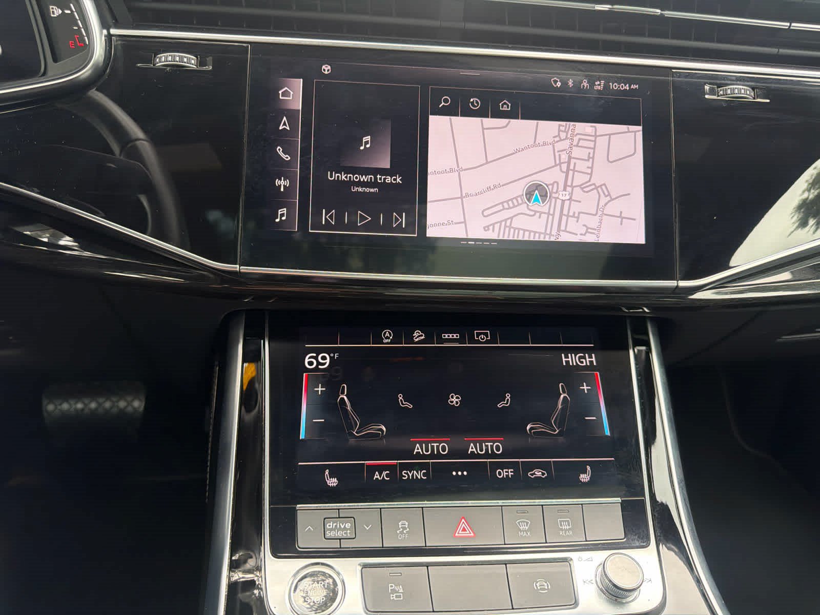 Used 2025 Audi Q7 3.0T Premium Plus AWD/4WD image 30